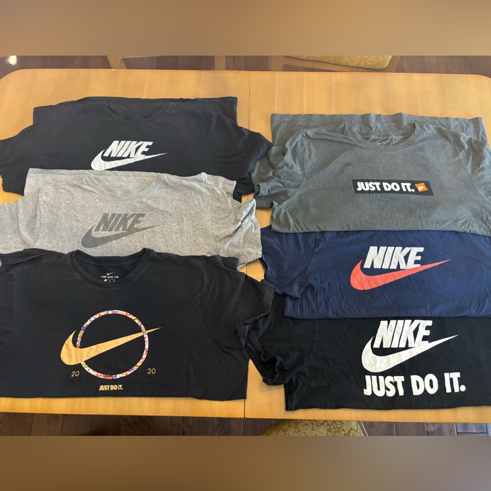 Six Nike tshirts, men’s size XXL
